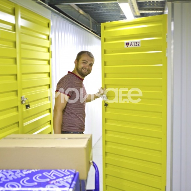 Хранение вещей в боксах склада №3, Бутлерова